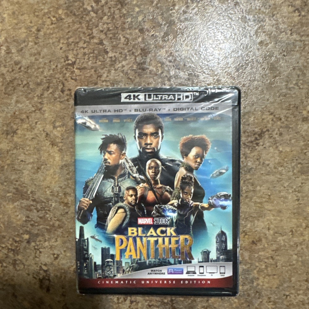 Black Panther: w/Slipcover Cinematic Universe Ed. (4K UHD/Blu-Ray/Digital) New